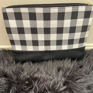 Buffalo Plaid Clutch, Black and White,
